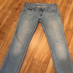 ✨3 for $15✨ Bullhead sunset straight. Sz 1 short.